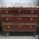 476 5357 CHEST OF DRAWERS